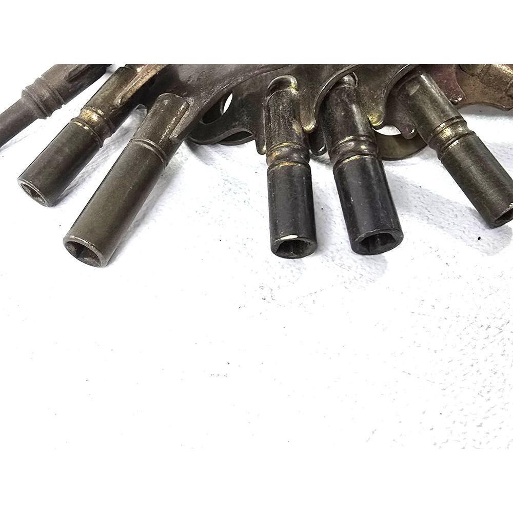 Vintage Clock Key Lot - Picture 3 of 10
